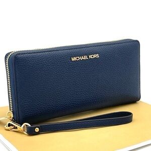 Michael Kors Large Continental Wallet Wristlet Navy Blue (NWT)